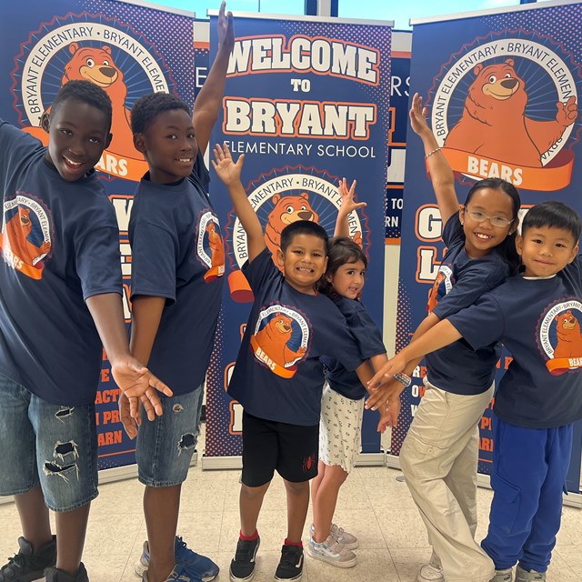 Bryant Bears GROWL!